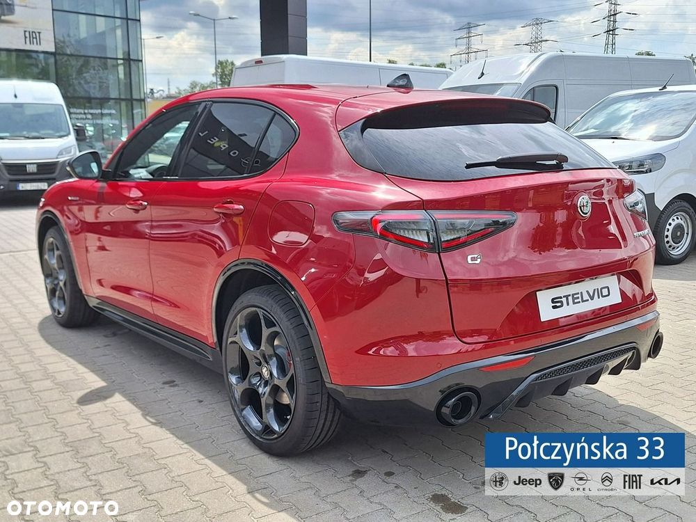 Alfa Romeo Stelvio - 3