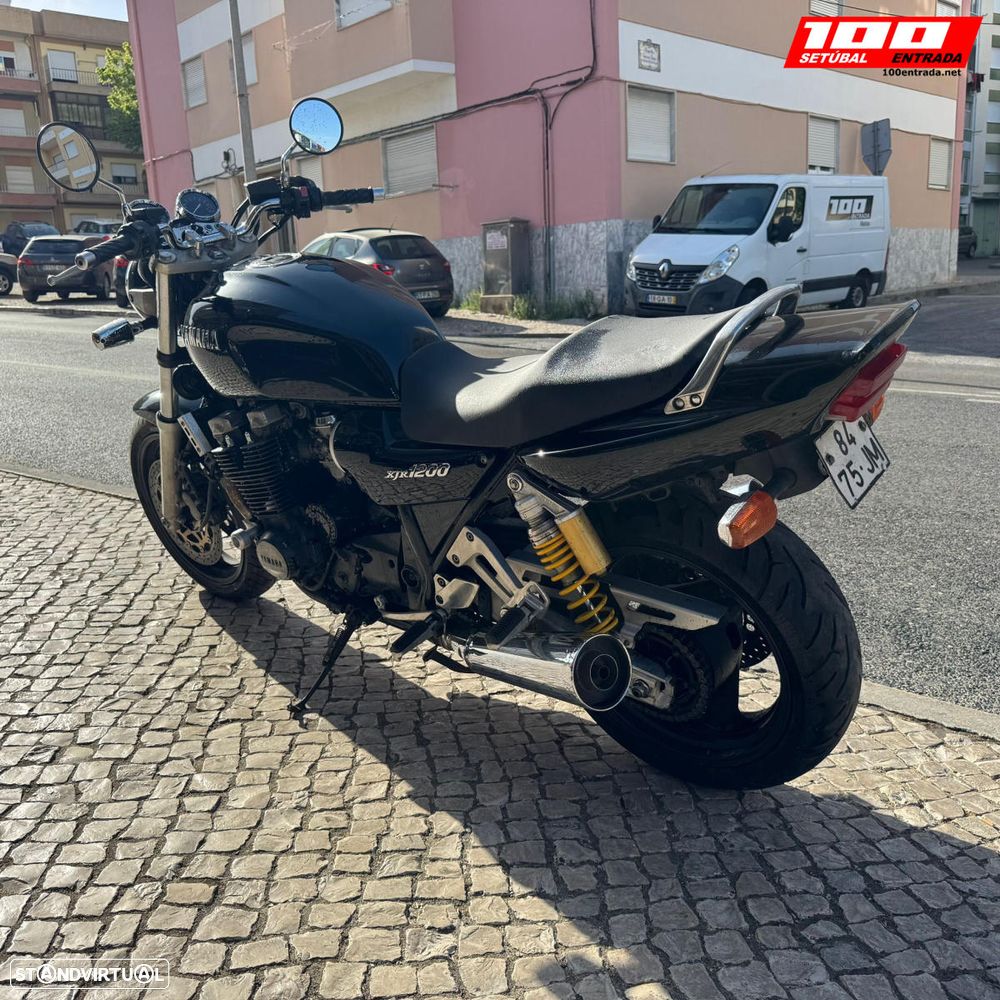 Yamaha XJR 1300 - 22