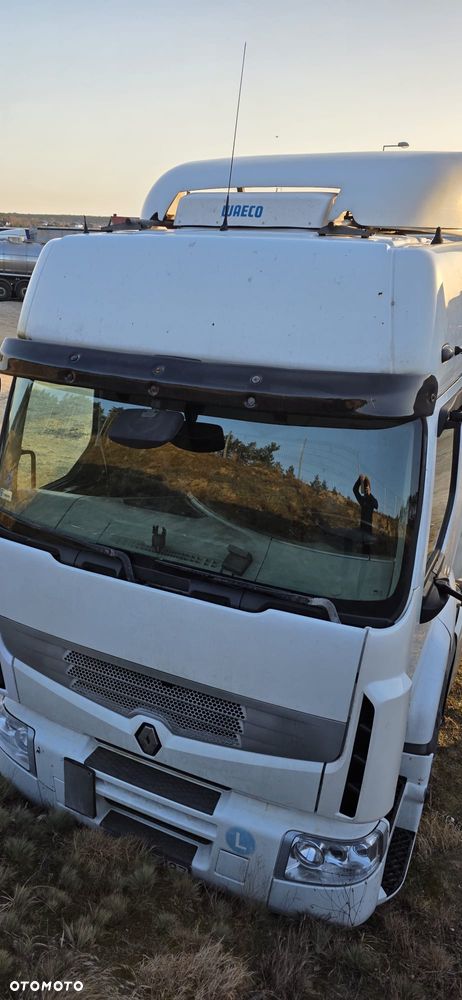 Renault Premium - 1