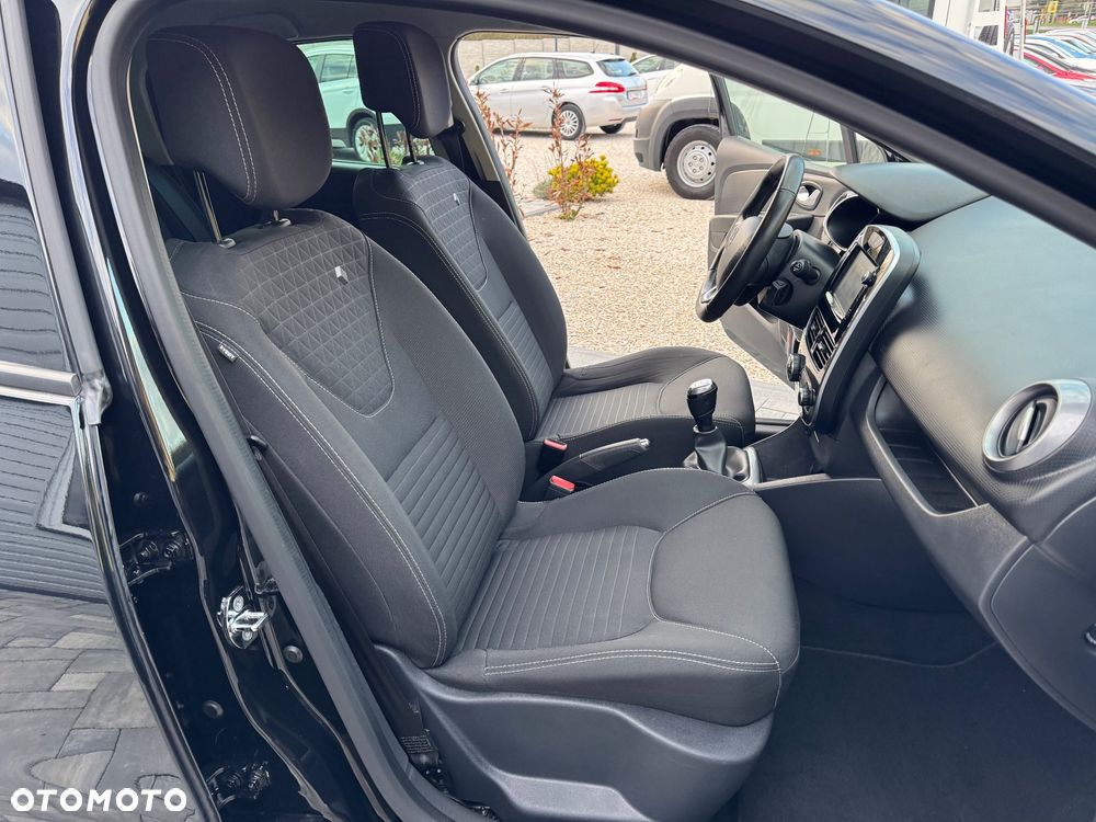 Renault Clio 1.2 16V 75 Limited - 27