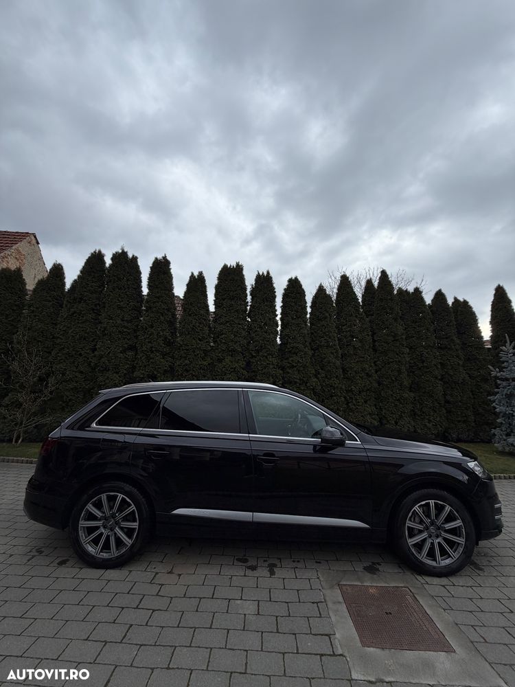 Audi Q7 - 7