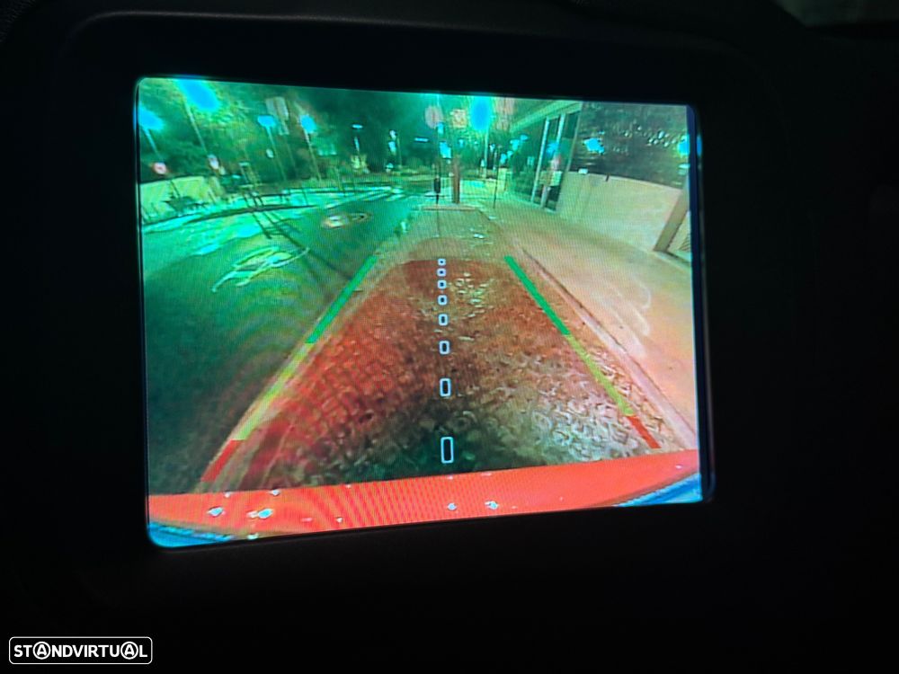 Jeep Renegade 1.3 T Limited S DCT - 19