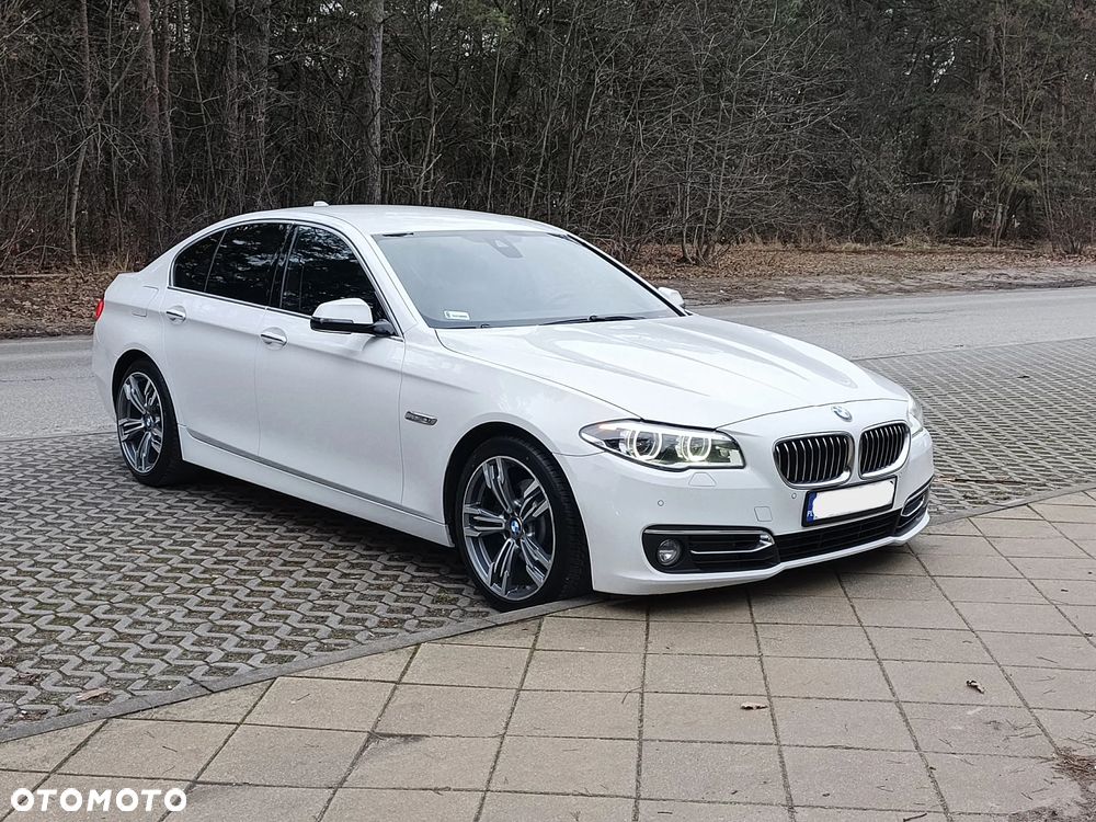 BMW Seria 5 520d Luxury Line - 9