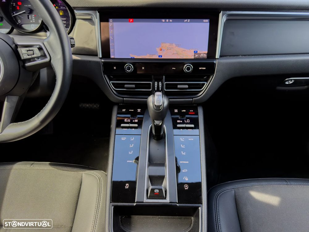 Porsche Macan - 13