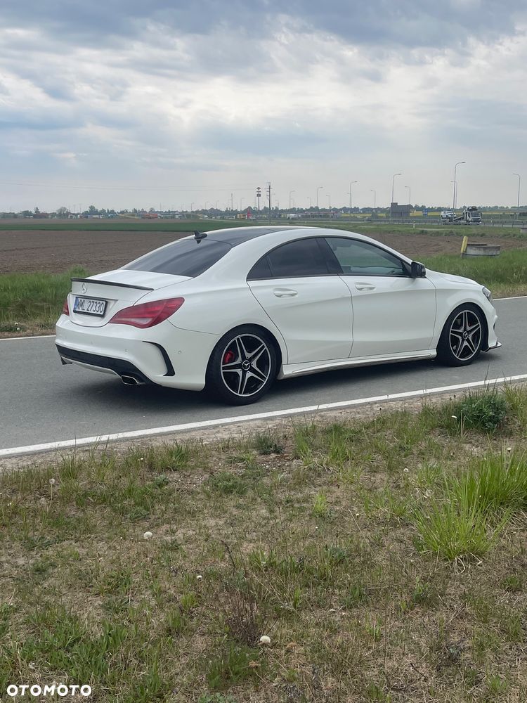Mercedes-Benz CLA 250 7G-DCT - 10