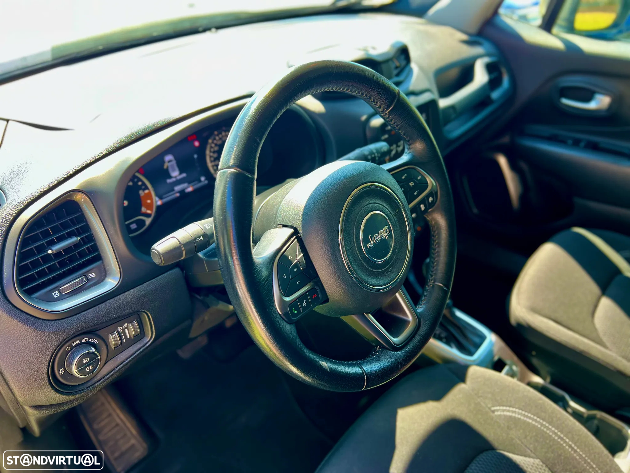 Jeep Renegade 1.6 MJD Limited DCT - 10