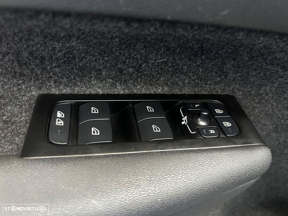 Volvo C40 Recharge Twin Ultimate - 44