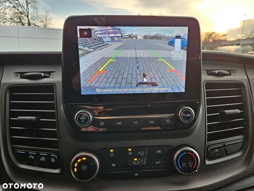 Ford Transit Custom LONG L2 2.0 TDCI - 18