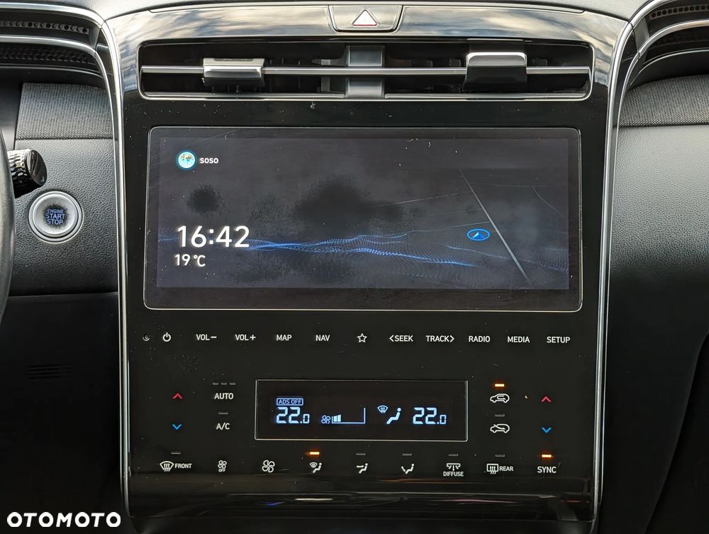 Hyundai Tucson blue 1.6 CRDi 2WD DCT Premium - 29