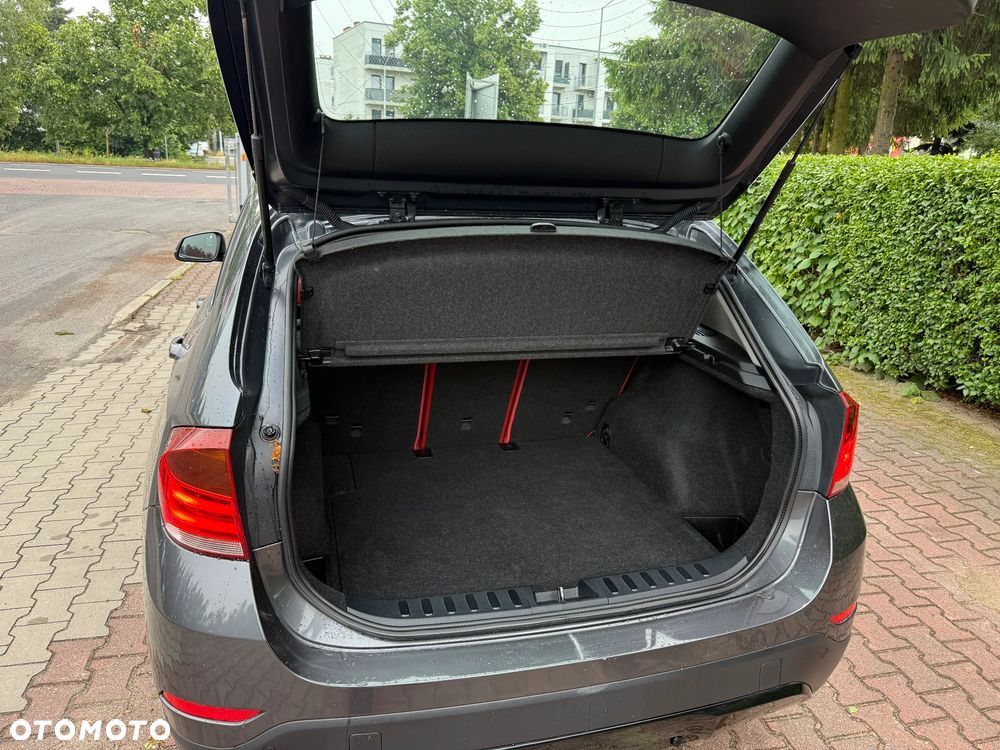BMW X1 xDrive18d - 22