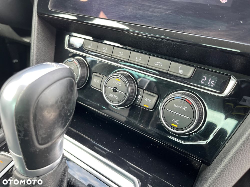 Volkswagen Passat 1.5 TSI EVO Highline DSG - 24