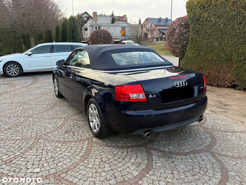 Audi A4 Cabrio 2.4 - 30