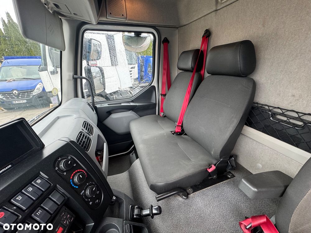 Renault D12 240  // Super Stan // Serwisowany // Winda - 17