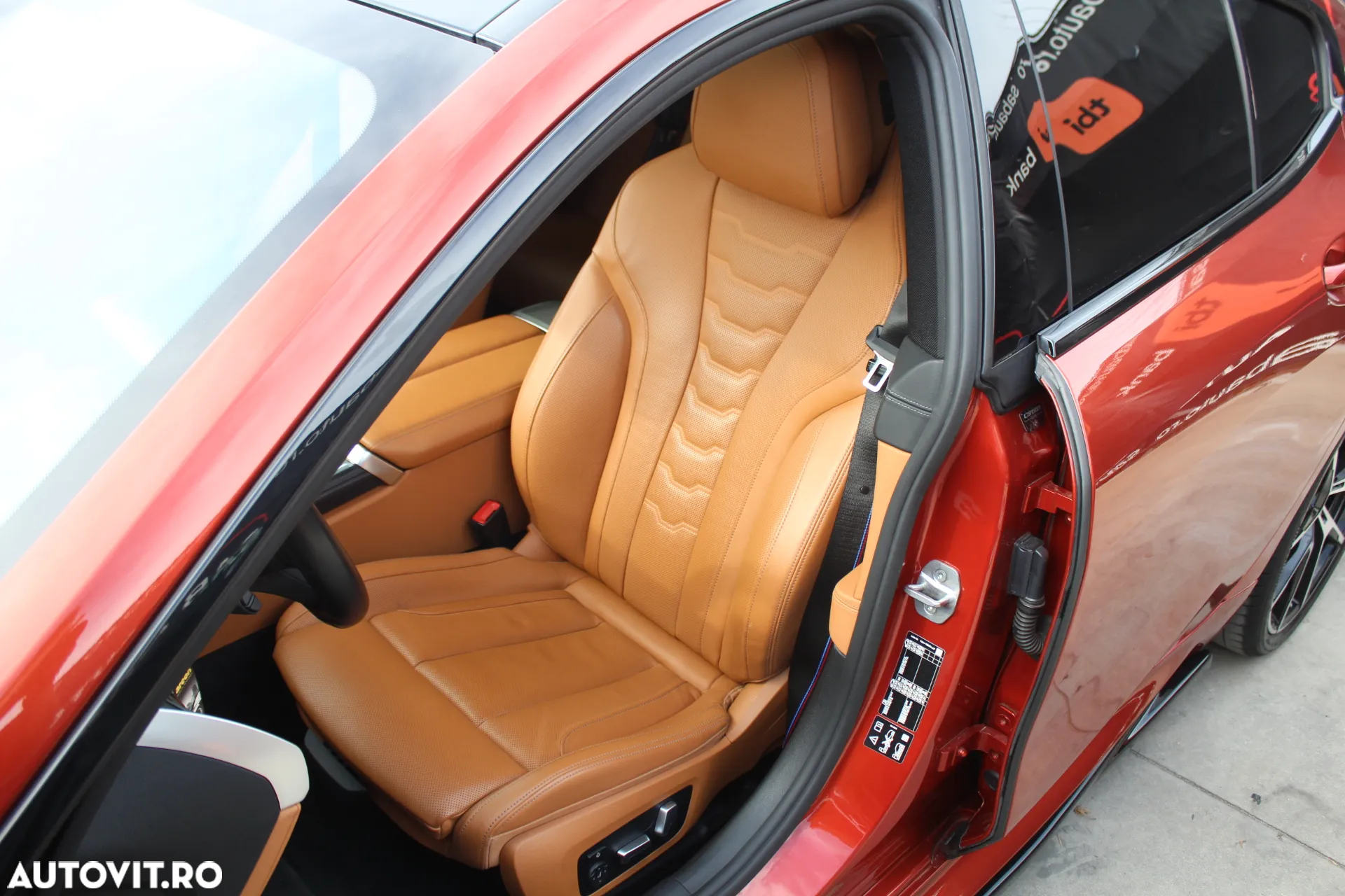 BMW Seria 8 840i xDrive AT - 17