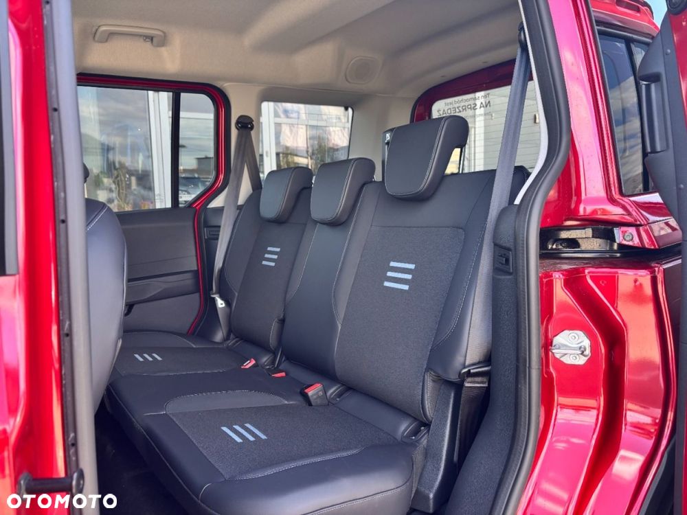 Ford Tourneo Courier - 24