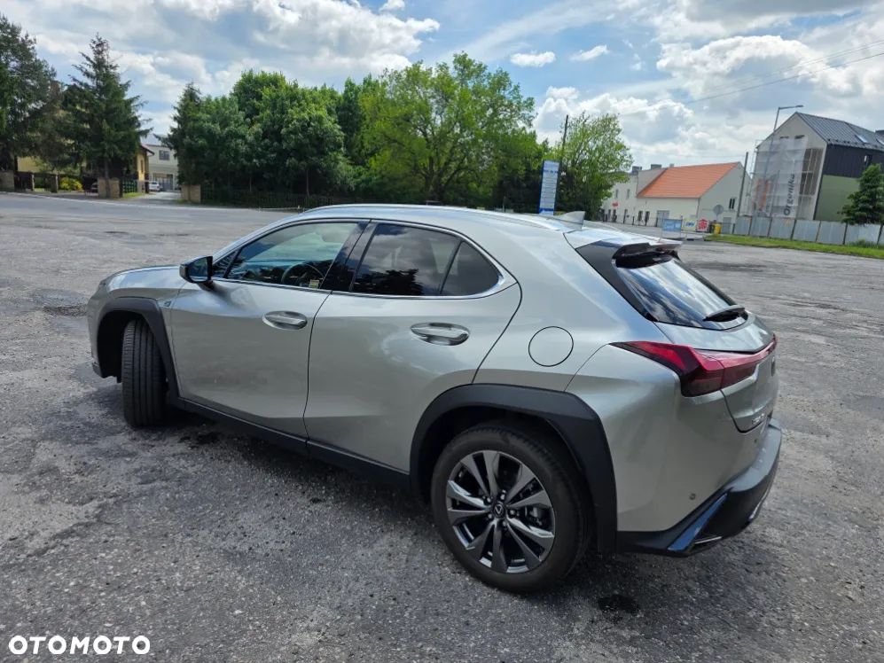 Lexus UX 250h GPF F Sport Design+ 2WD - 4