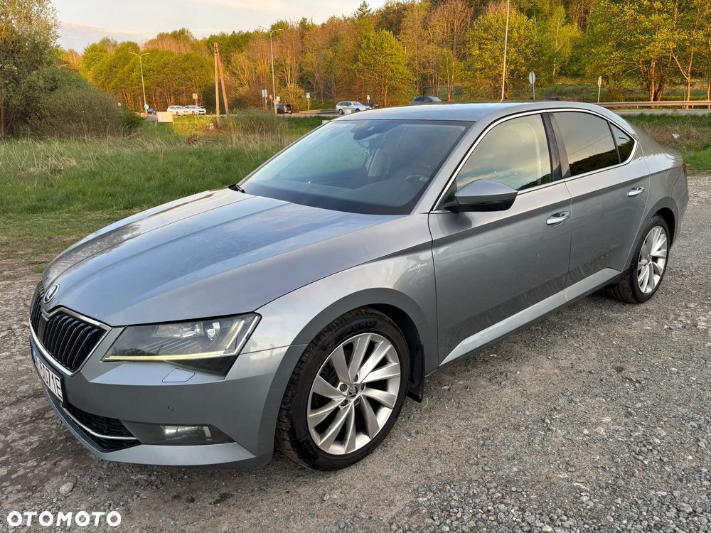 Skoda Superb 2.0 TDI L&K - 22