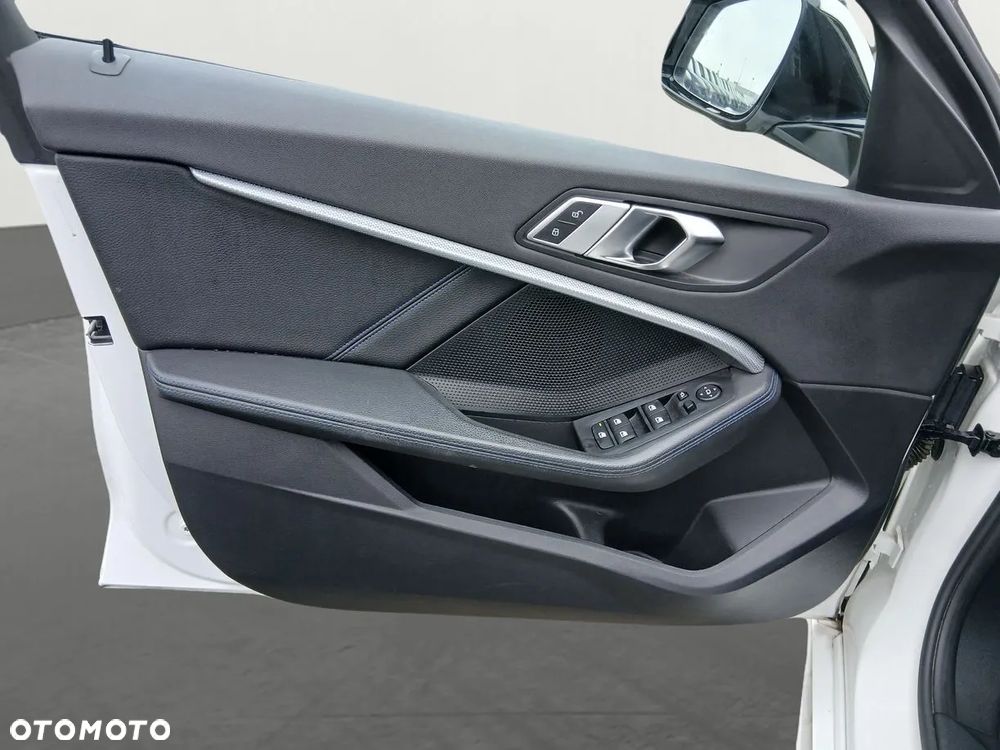 BMW Seria 1 118i M Sport - 10