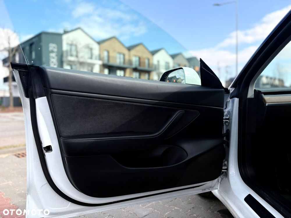 Tesla Model 3 ver-premium-langstreckenbatterie-awd-dual-motor - 25