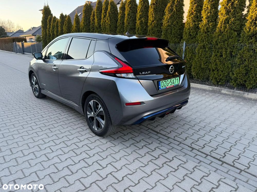 Nissan Leaf 62 kWh e+ Tekna - 8