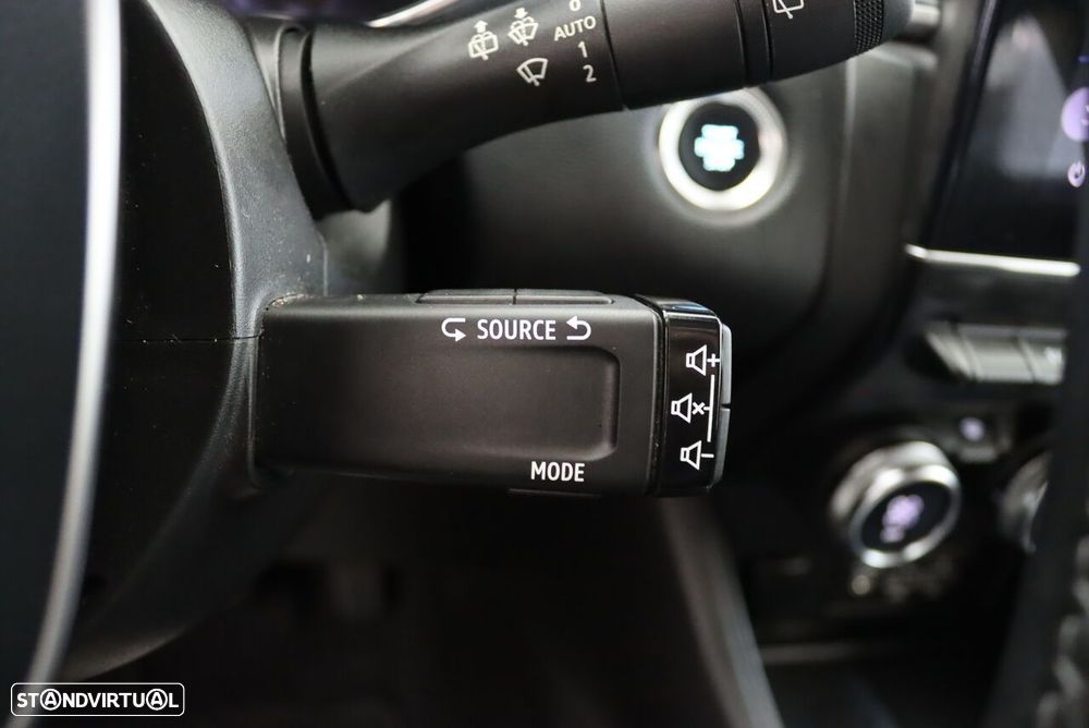 Renault Captur ver-1-6-e--tech-full-hybrid-techno - 16