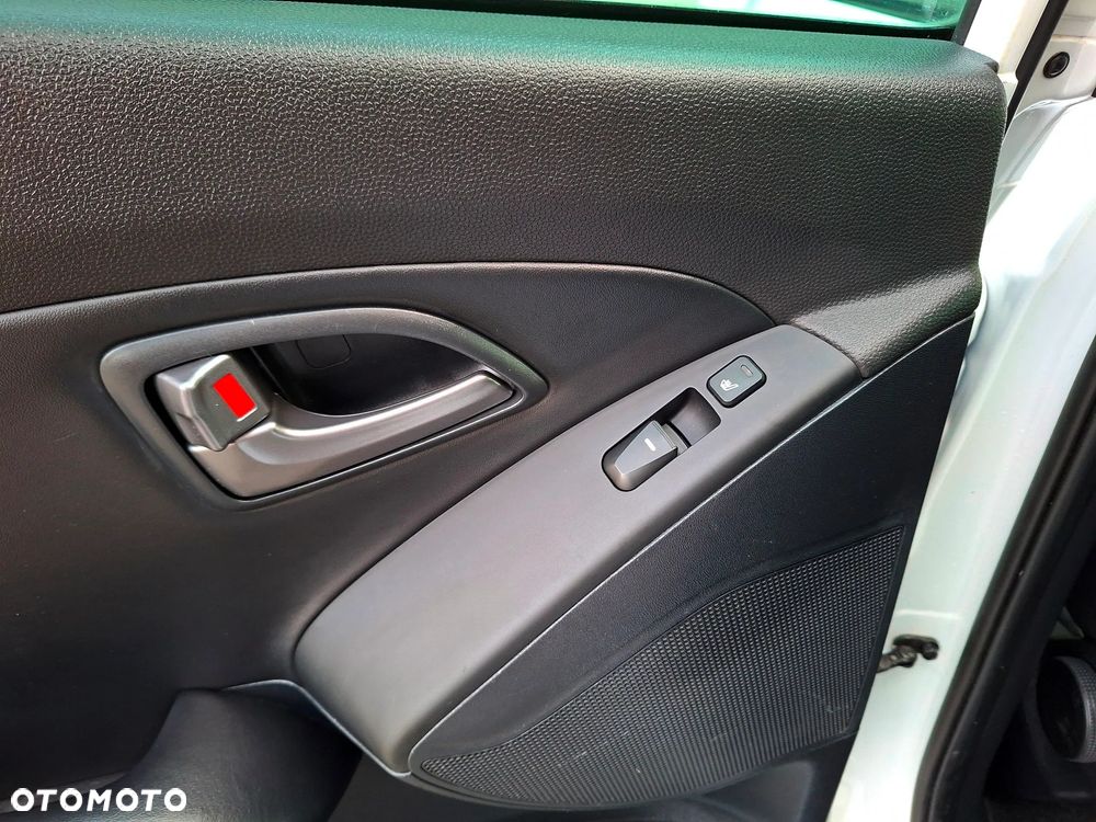 Hyundai ix35 1.6 GDI Premium 2WD - 35