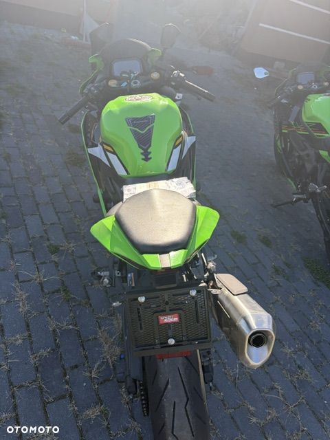 Kawasaki ZX - 18