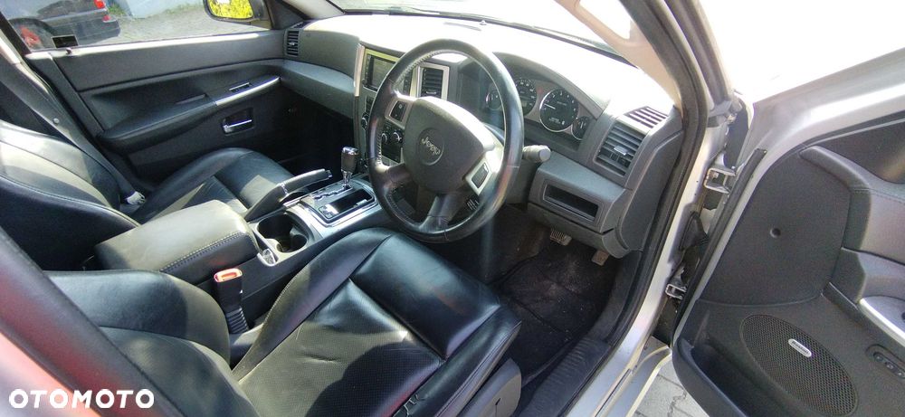 Jeep Grand Cherokee - 5