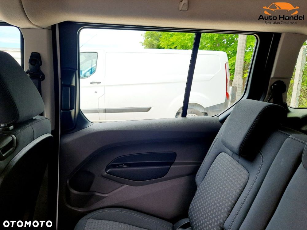 Ford Tourneo Connect - 41