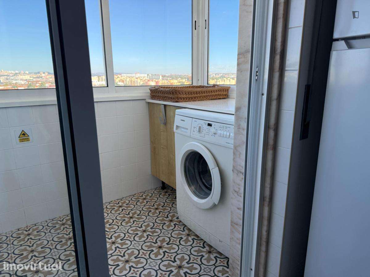 Quarto - localizado em Pontinha Lisbon - Grande imagem: 5/15