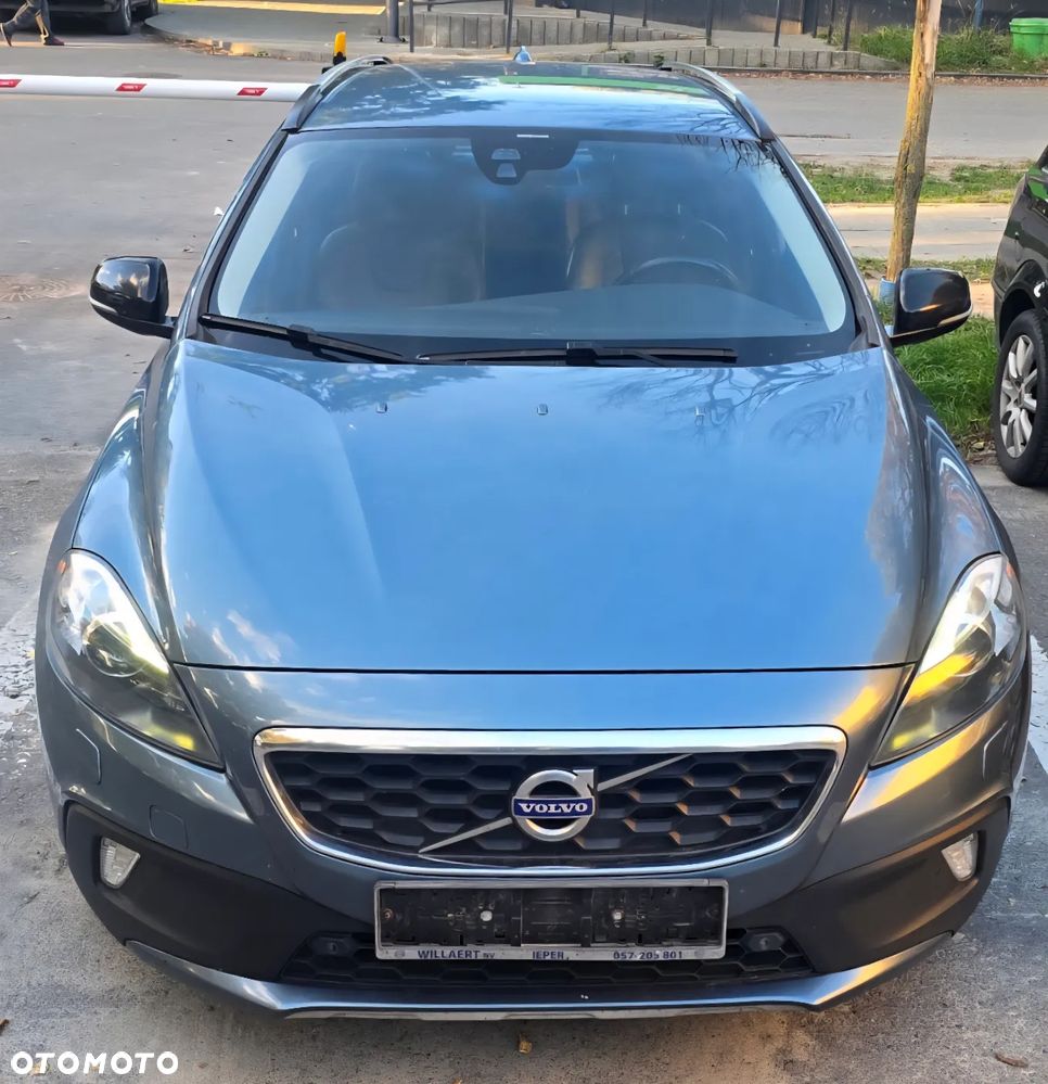 Volvo V40 Cross Country - 2