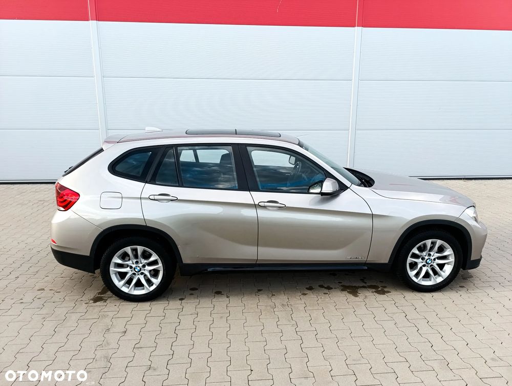 BMW X1 sDrive18d Sport Line - 14