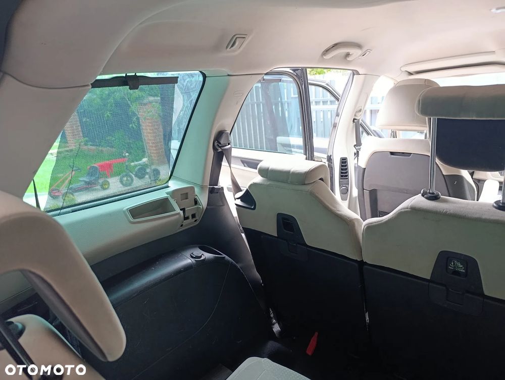 Citroën C4 Picasso 2.0 HDi Exclusive - 14