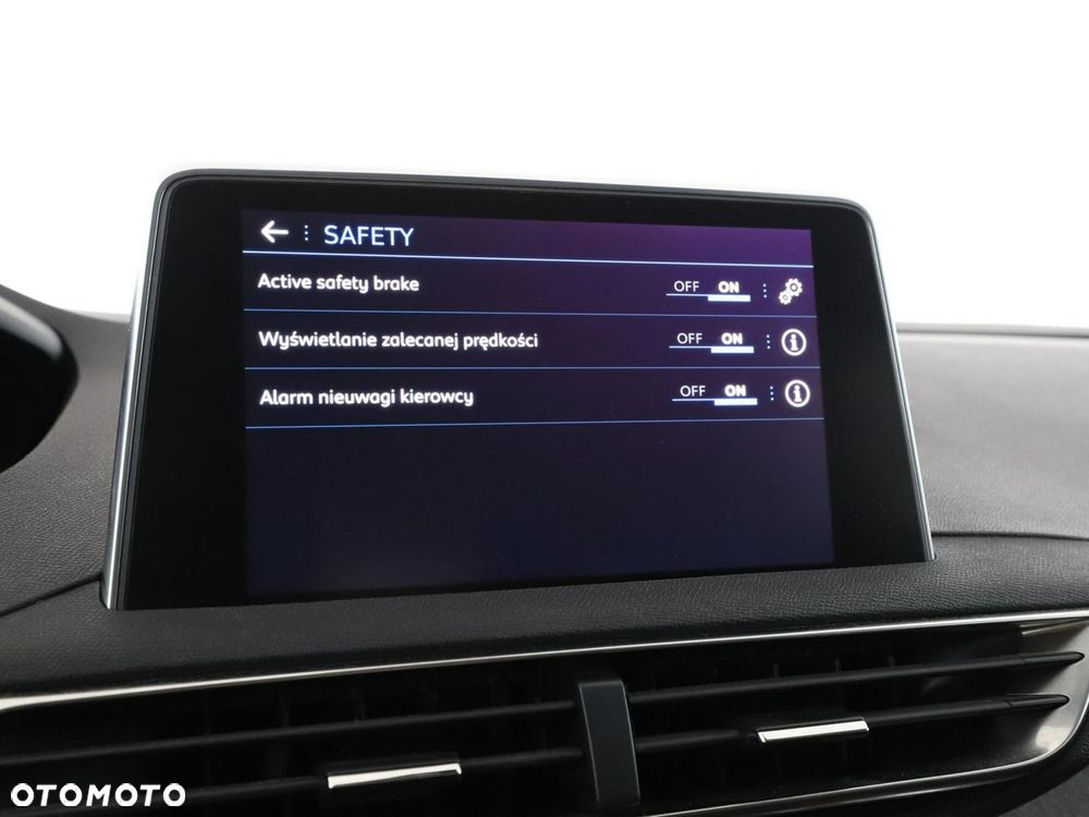 Peugeot 3008 1.2 PureTech Allure S&S EAT8 - 25