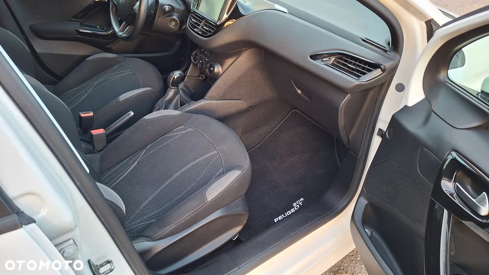 Peugeot 208 1.4 HDi Active Pack - 12