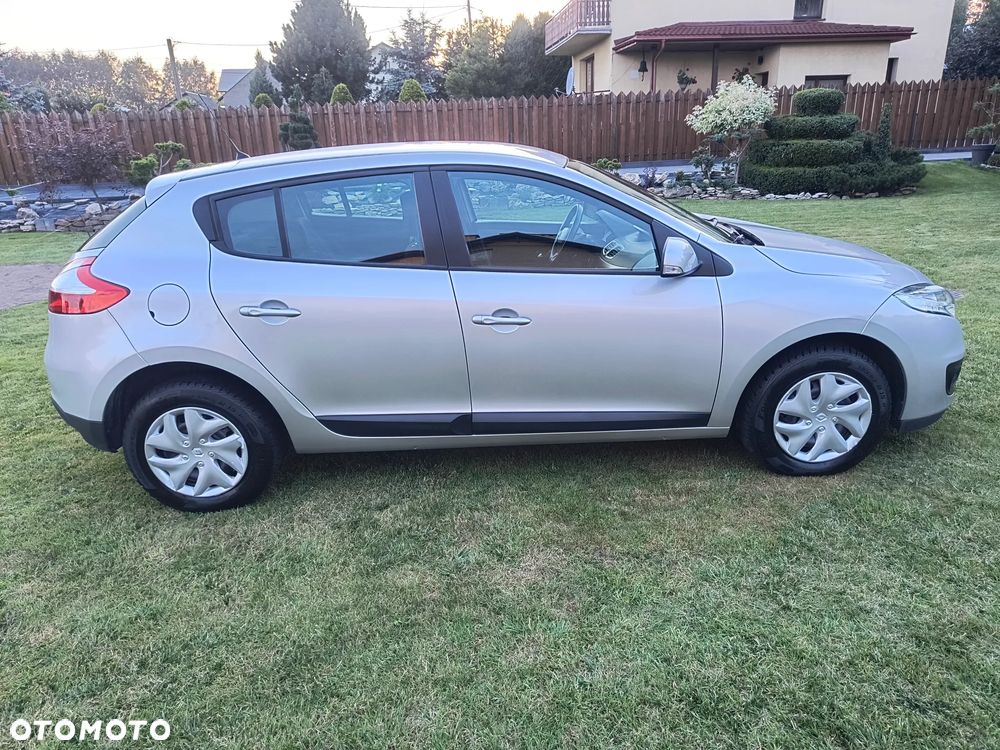 Renault Megane 1.6 16V Style Edition - 16