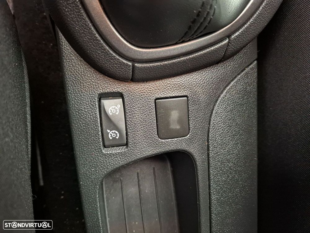 Renault Clio Sport Tourer 1.5 dCi Limited - 22