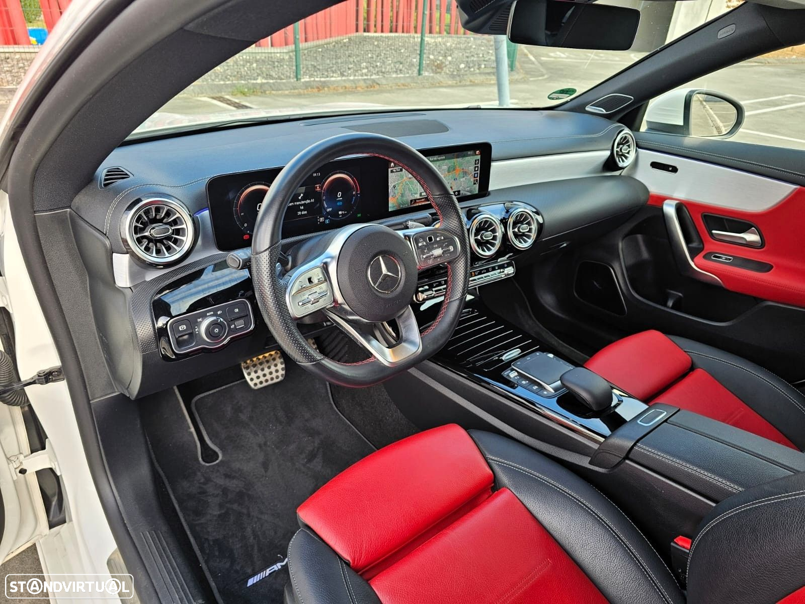 Mercedes-Benz CLA 250 e Shooting Brake AMG Line - 9
