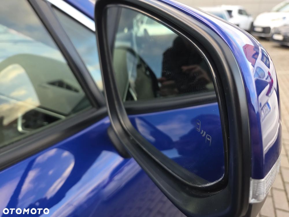 Toyota Corolla Cross 2.0 Hybrid Premiere Edition - 14