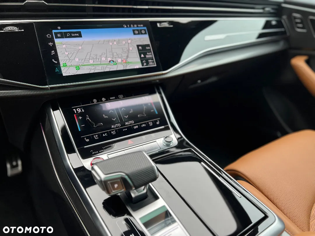 Audi RS Q8 - 15