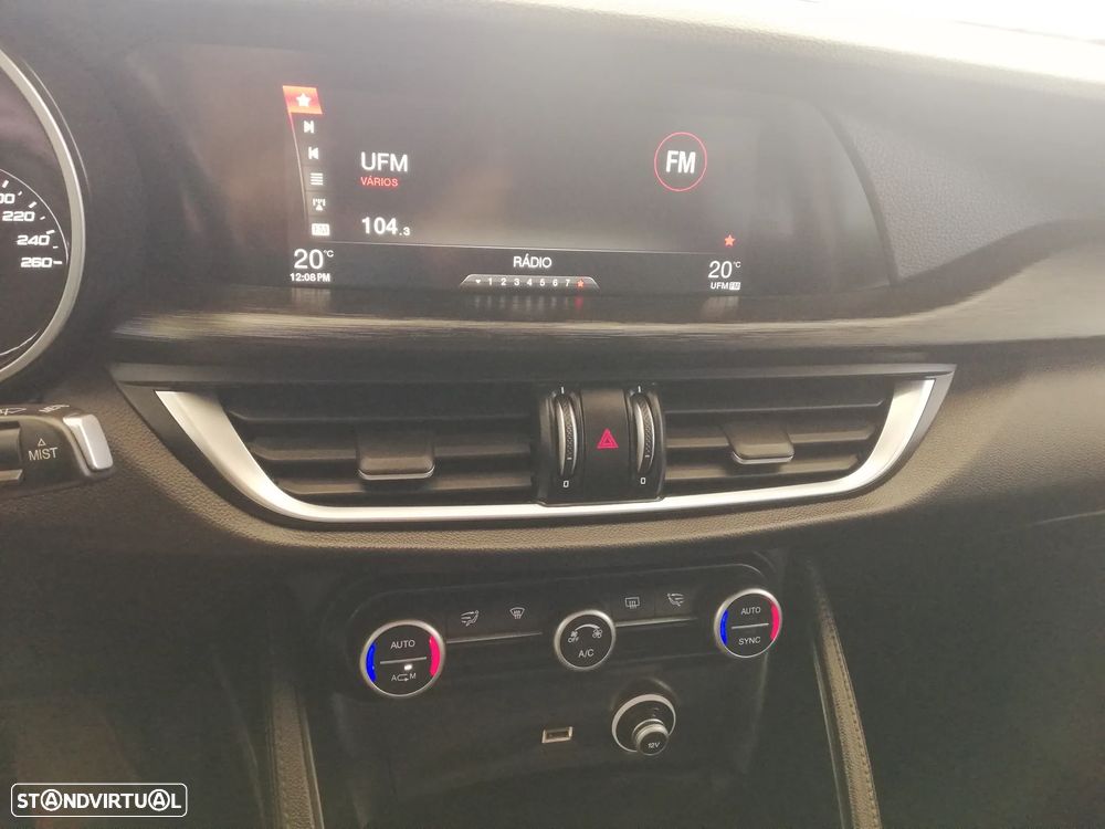 Alfa Romeo Stelvio 2.2 16V AT8 Executive - 17