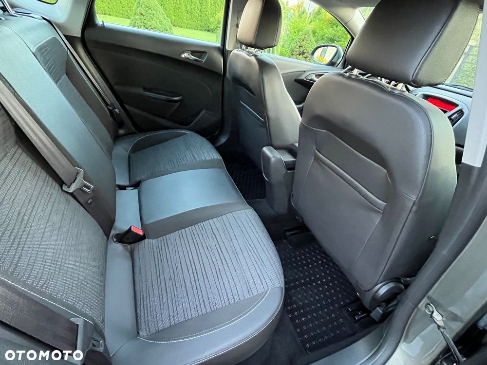 Opel Astra 1.6 Active EU6 - 32