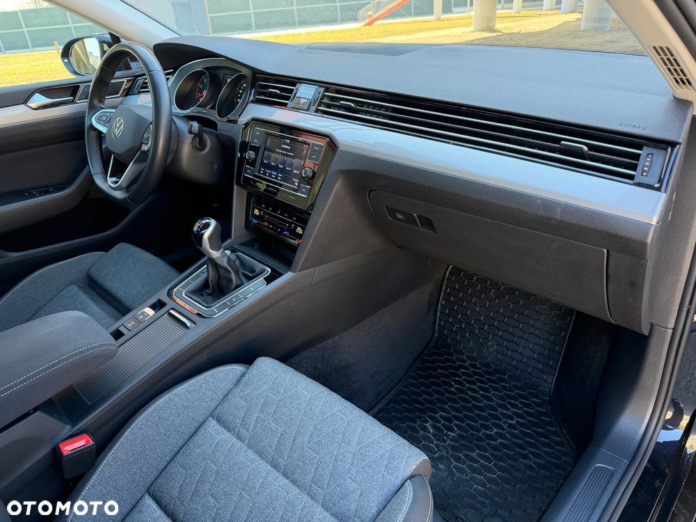 Volkswagen Passat 1.5 TSI EVO Business - 19