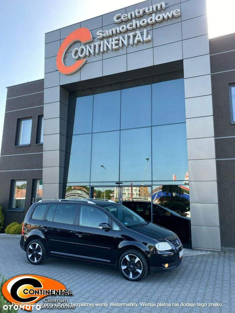 Volkswagen Touran - 17