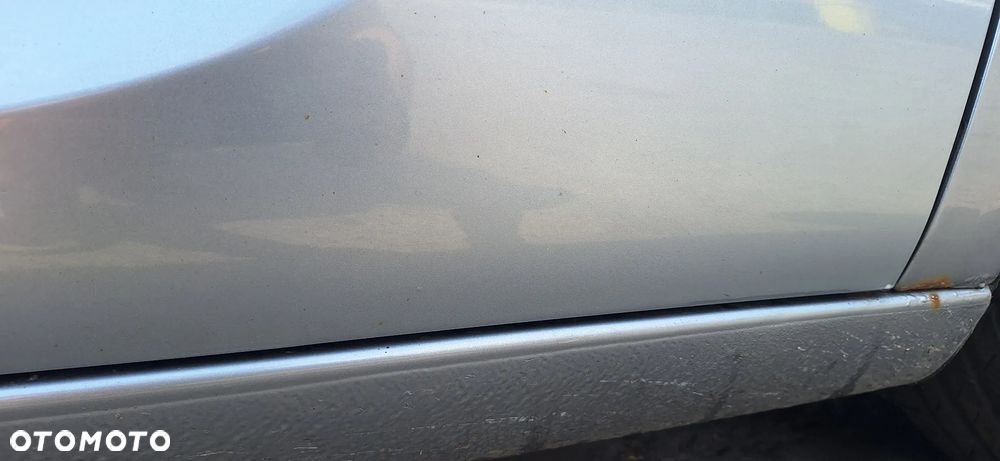 Opel Meriva B Drzwi Przód Przednie Prawe Kod Lakieru Z179 - 3