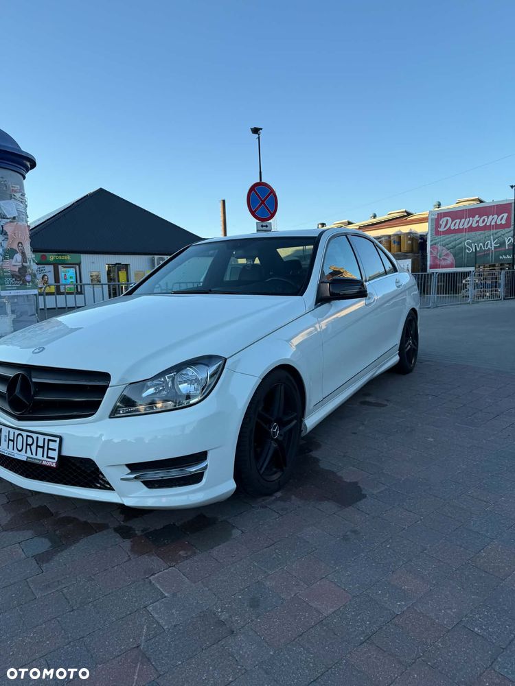 Mercedes-Benz Klasa C 300 4Matic 7G-TRONIC - 6