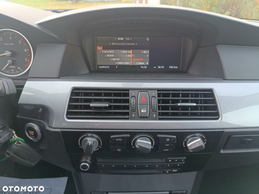 BMW Seria 5 520i Edition Sport - 11