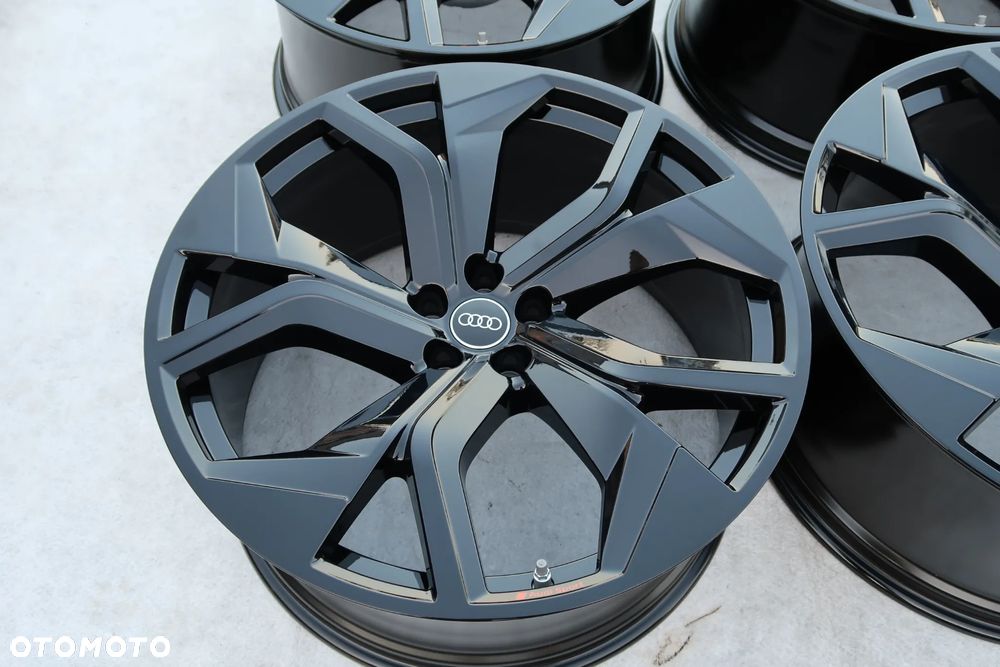 Audi RSQ8 Felgi Aluminiowe 4M860125AP - 3