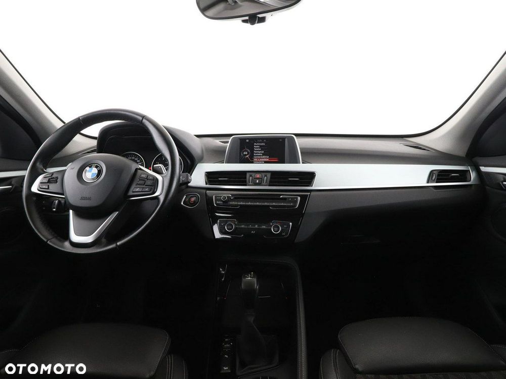 BMW X1 sDrive18d xLine - 16
