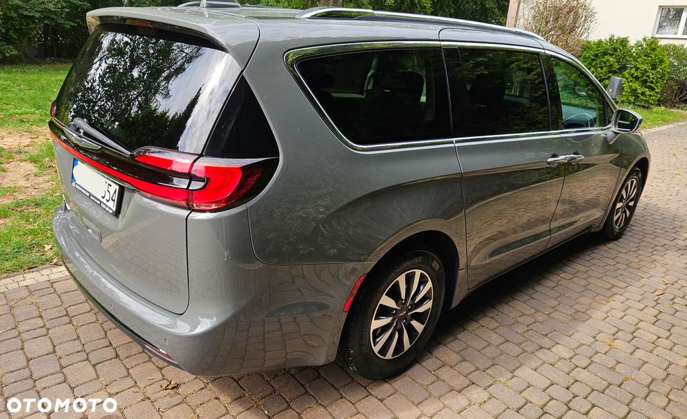 Chrysler Pacifica - 7